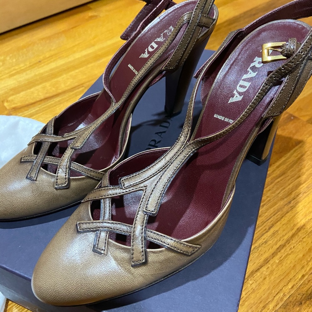 Prada heels 38 excellent